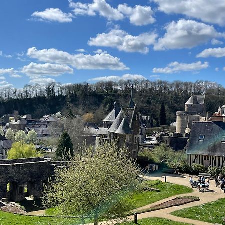 Le Relais Medieval Fougères Exterior foto