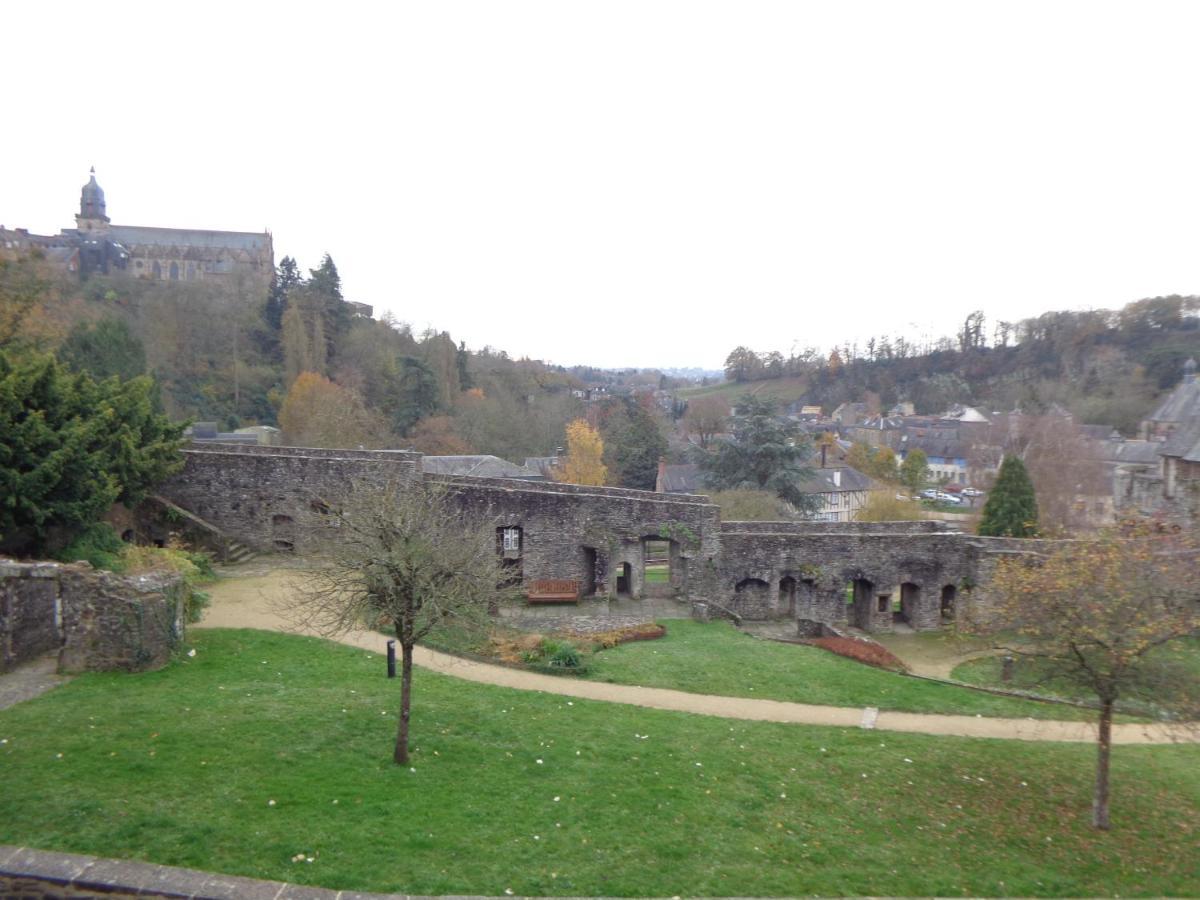 Le Relais Medieval Fougères Exterior foto